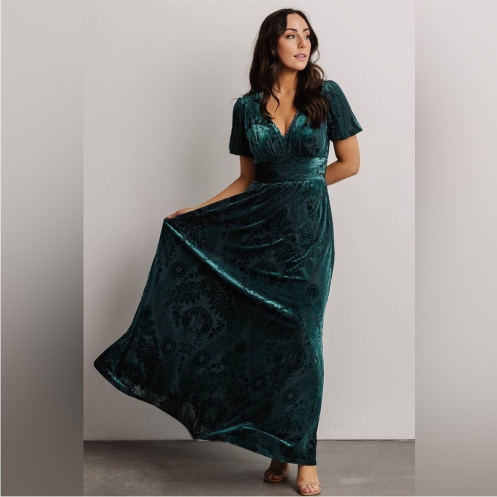 Baltic Born Emerald Velvet Midi Dress
